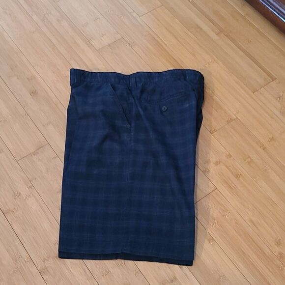 Van Heusen black shorts  - Picture 1 of 5